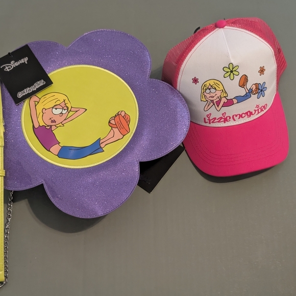 Disney Lizzie McGuire Purple Flower Bag and Pink Cap Set - Picture 2 of 6